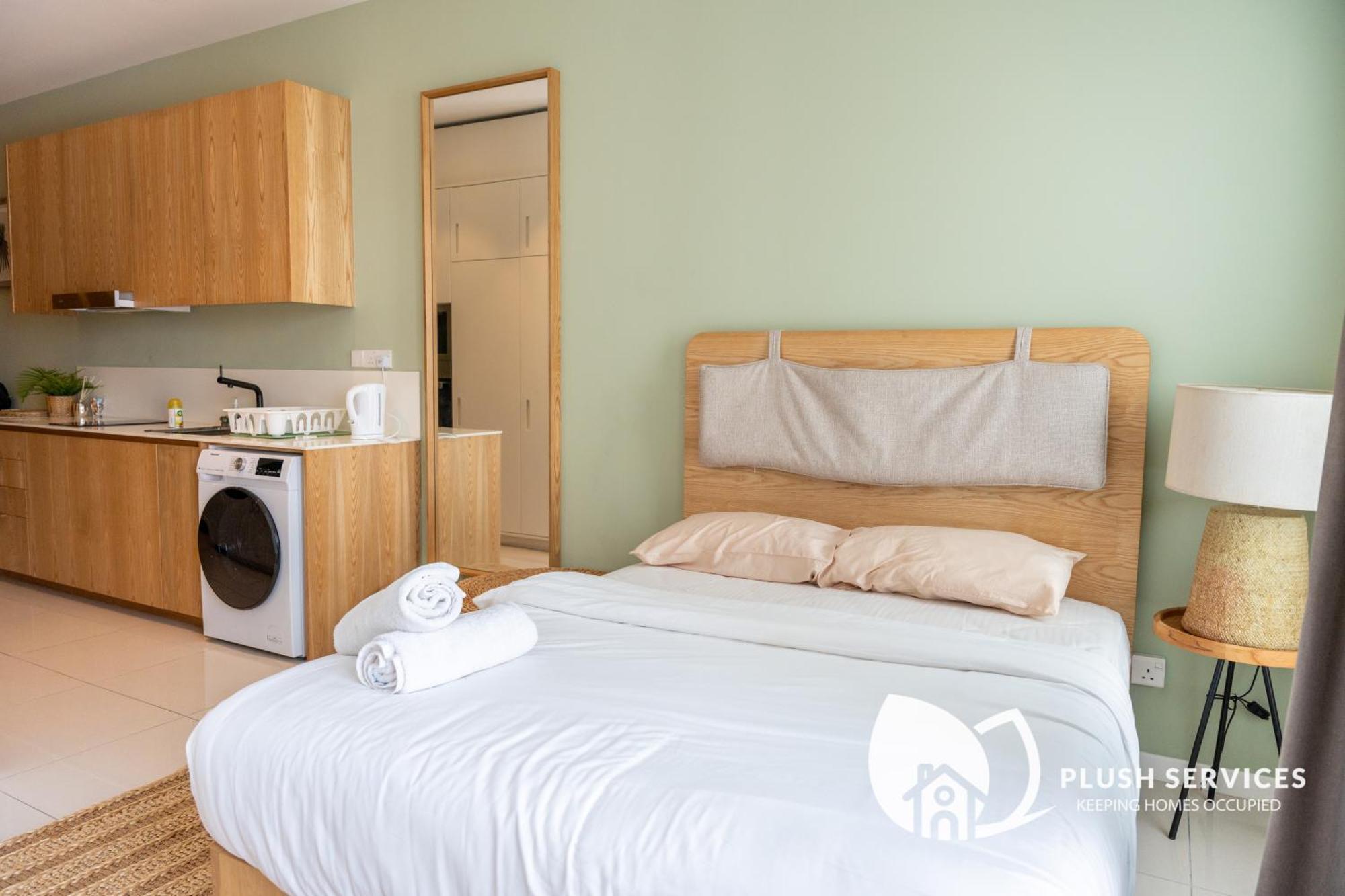 Highpark Suites At Petaling Jaya, Kelana Jaya By Plush Exteriör bild